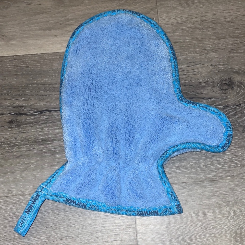 Norwex Dusting Mitt